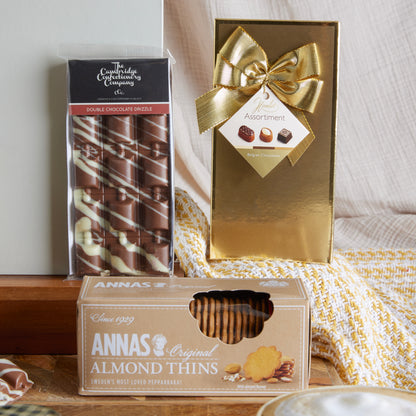 Close up of producs in the Traditional Treats Hamper, a luxury gift hamper from hampers.com UK