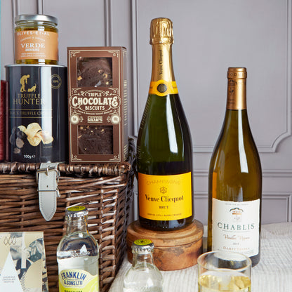 Close up of products in The Grand Food & Wine Hamper, a luxury gift hamper from hampers.com UK