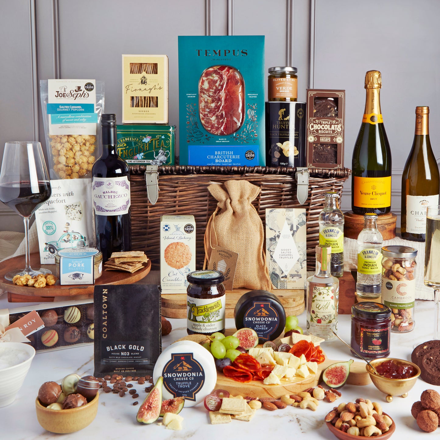 Main image of The Grand Food & Wine Hamper, a luxury gift hamper from hampers.com UK