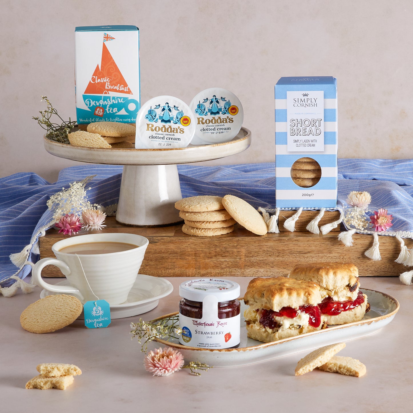 Close up of products in British Cream Tea Hamper, a luxury gift hamper from hampers.com UK