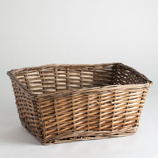 Small rustic willow basket