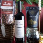 Close up of products in The Traditional Christmas Hamper, a luxury Christmas gift hamper at hampers.com UK