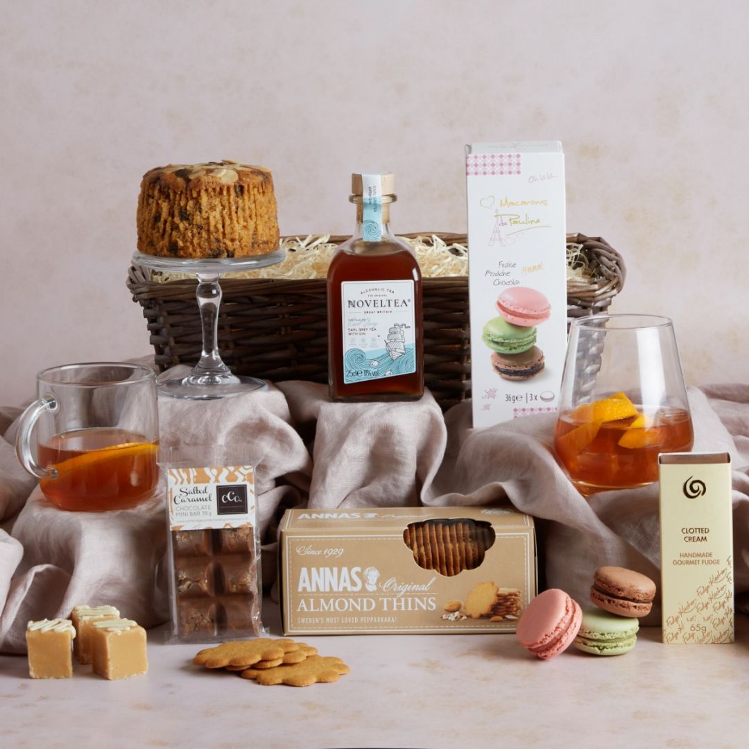 Boozy Afternoon Tea Hamper