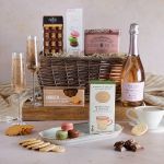 Prosecco Rosé Indulgence Hamper