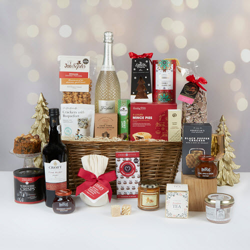 Blog - Best Christmas gift ideas for employees and corporate clients | hampers.com